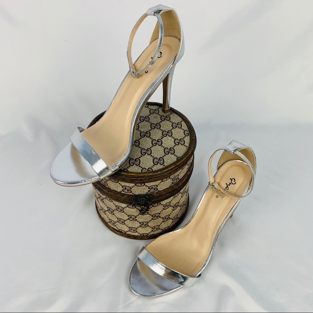 Qupid Silver Shoes Ankle Strap Heels Size 8